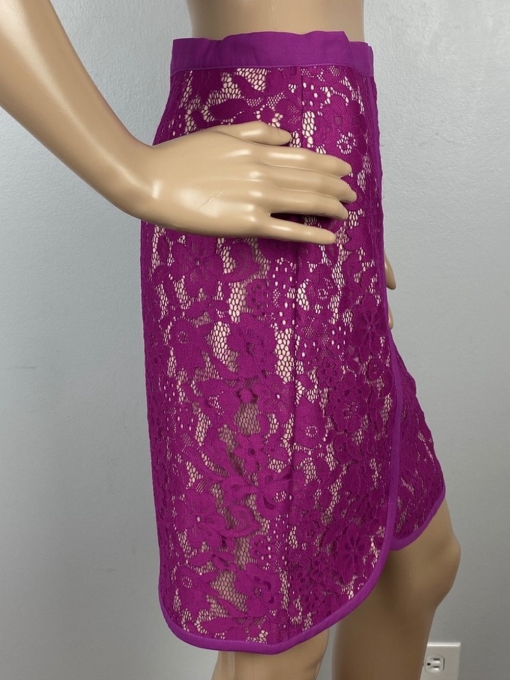 NEW AKIRA LUMIER BY BARIANO FLORAL MESH LACE PENCIL SKIRT - Picture 3 of 4